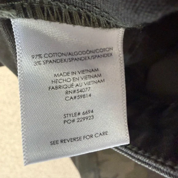 Cabi Amelia Pant - Picture 8 of 11